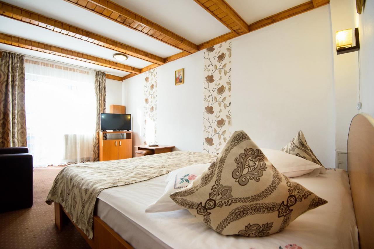 Pensiunea Malina Moeciu De Sus Bagian luar foto